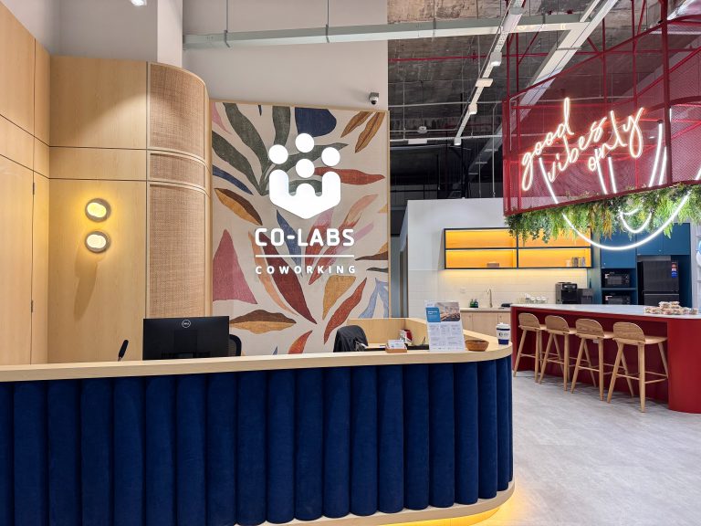 kl sental coworking front desk